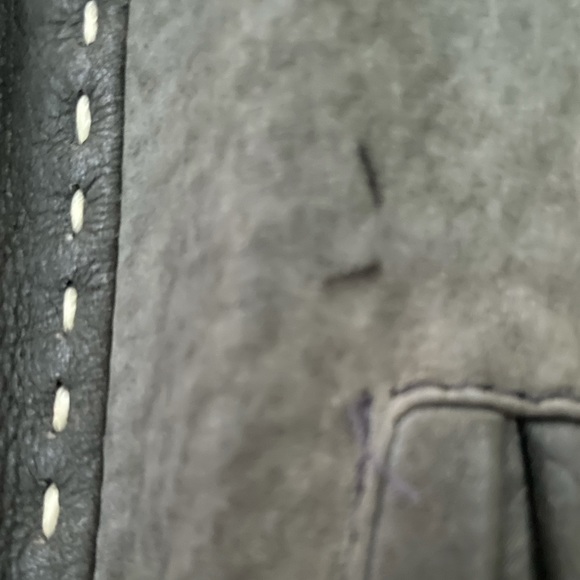 Edarly Leather Jacket with fur coating - Picture 4 of 9